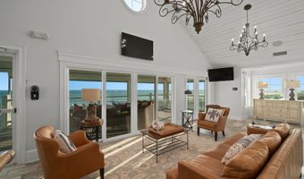 302 Glenn St, Atlantic Beach, NC 28512