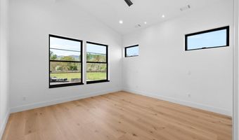 391 Clinton St 5200, Ashland, OR 97520