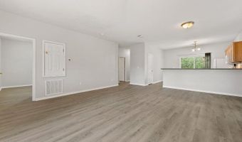6118 E Benton St, Bay St. Louis, MS 39520
