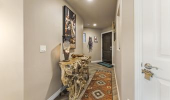 6145 E CAVE CREEK Rd 103, Cave Creek, AZ 85331