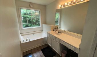 1017 Willow Crest Lndg, Austell, GA 30168