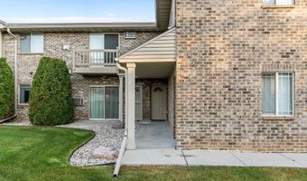 3333 N CASALOMA Dr 9, Appleton, WI 54913