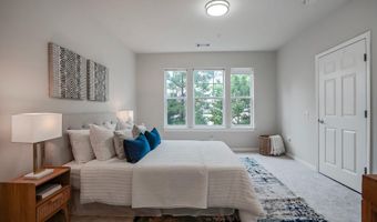 20600 HOPE SPRING Ter 202, Ashburn, VA 20147