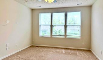 522 Heritage Woods Dr, Akron, OH 44321