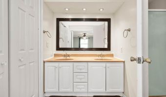 517 Spring Mill Rd, Anderson, IN 46013