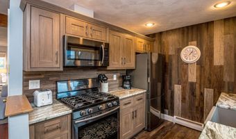 9 Top Notch Rd, Bartlett, NH 03812