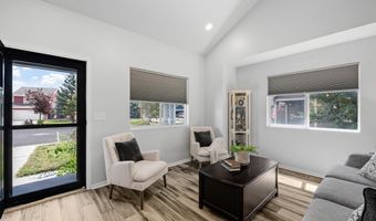 5816 PARKSIDE Dr, Cheyenne, WY 82009