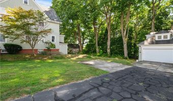 74 Highland St, Woonsocket, RI 02895