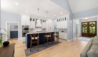 28 Brynn Ln, Alton, NH 03809
