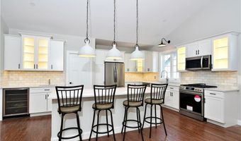27 Sunset Lake Cir, Coventry, RI 02816