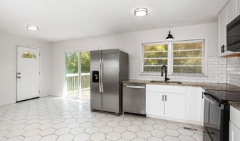 5225 SAKSTON Dr, Anniston, AL 36206