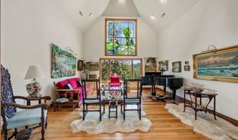 309 Granite St, Ashland, OR 97520