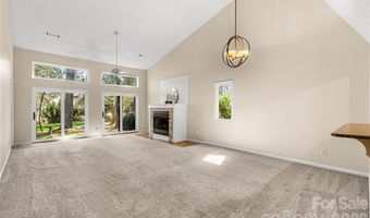 141 Greenridge Rd, Clover, SC 29710