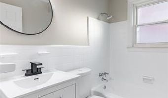 9255 Hubert Ave, Allen Park, MI 48101