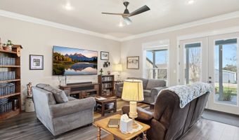 682 STUART Rd, Adkins, TX 78101