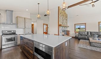 136 Goslin Loop, Cascade, ID 83611