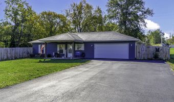 440 W Walnut St, Auxvasse, MO 65231