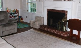 185 N Bissell Rd, Aurora, OH 44202