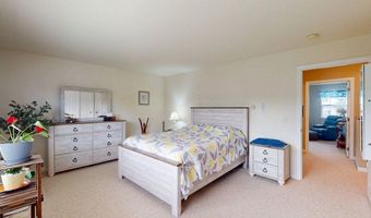 4 Bow Center Rd B-3, Bow, NH 03304
