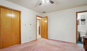 821 Cliffside Dr, Akron, OH 44313