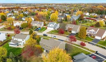 1412 Redwing Dr, Antioch, IL 60002