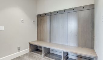 21625 BUTTEVILLE Rd, Aurora, OR 97002