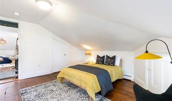 12 Mt. Vernon St 5, Newport, RI 02840