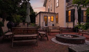 55 Academy St, Arlington, MA 02476