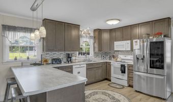 208 Kenneth Dr, Boiling Springs, SC 29316