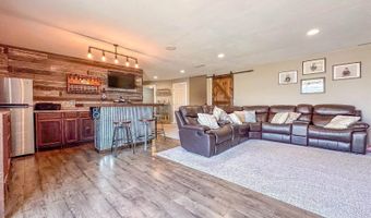 502 Granite Dr, Bismarck, ND 58503