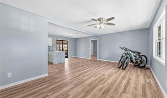 6 Ipswich Dr, Bella Vista, AR 72714