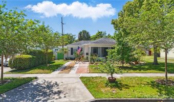 916 W YALE St, Orlando, FL 32804