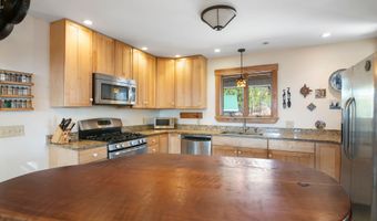 266 Ursa Ridge Rd, Brattleboro, VT 05301