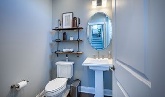 1 Brentwood Cir 1, Danbury, CT 06810