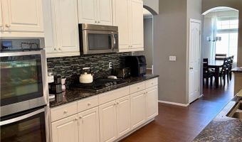 13572 Kurena Rd, Apple Valley, CA 92308