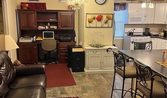 521 N Calhoun Shores Pkwy, Calhoun Falls, SC 29628