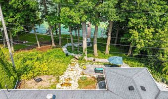 2323 PALISADES Dr, Appleton, WI 54915