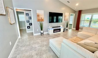 4015 TULLAMORE Ln, Auburndale, FL 33823