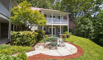 90 Taylor Ln, Alderson, WV 24910