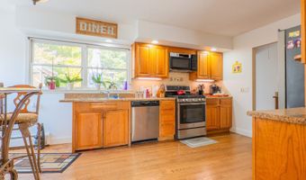 10 Almar Dr, Bethel, CT 06801