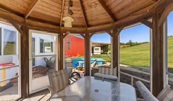 1422 MCCLOUD Rd, Aledo, IL 61231