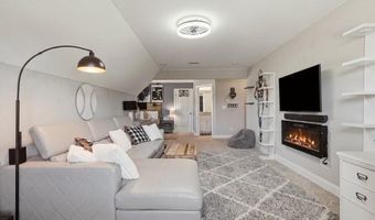 104 Tyler Ct, Advance, NC 27006