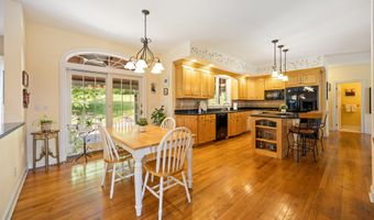 325 Westwood Rd, Bristol, CT 06010
