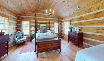 8 Abby Ln, Barboursville, WV 25504