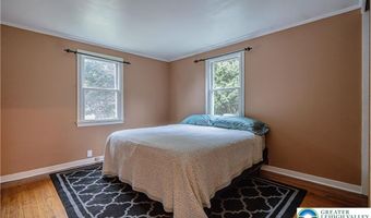 302 College Dr, Allentown, PA 18104