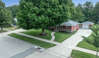 2320 S GREENVIEW St, Appleton, WI 54915