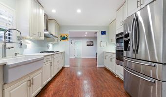 1986 Greater Ave, Biloxi, MS 39531