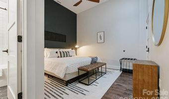 122 College St #301, Asheville, NC 28801