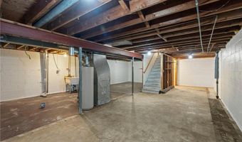 148 Spruce Dr, Apple Valley, MN 55124