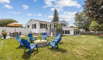 17 Belvedere St, Johnston, RI 02919